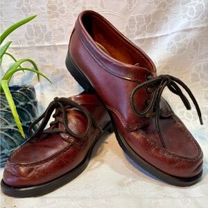 Eastland Women’s Brown Leather Tie Loafers Stylish Sturdy size 9.5 M